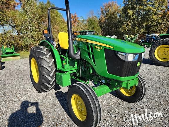 Image of John Deere 5055E Primary image