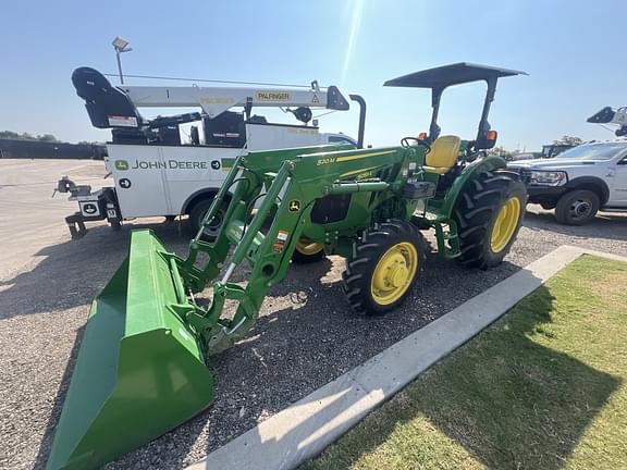 Image of John Deere 5055E equipment image 3