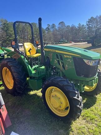 Image of John Deere 5055E equipment image 1