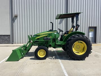 Main image John Deere 5055E