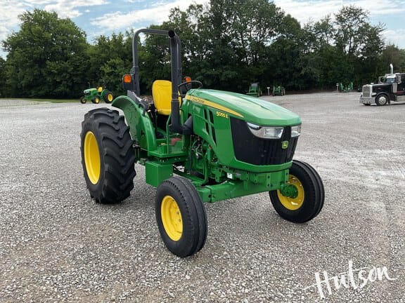 2022 John Deere 5055E Equipment Image0