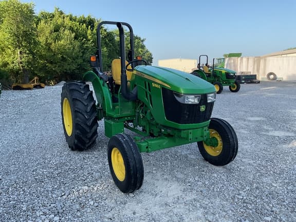 Image of John Deere 5055E Primary image