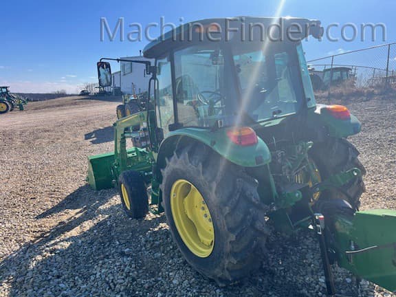 Image of John Deere 5055E equipment image 3