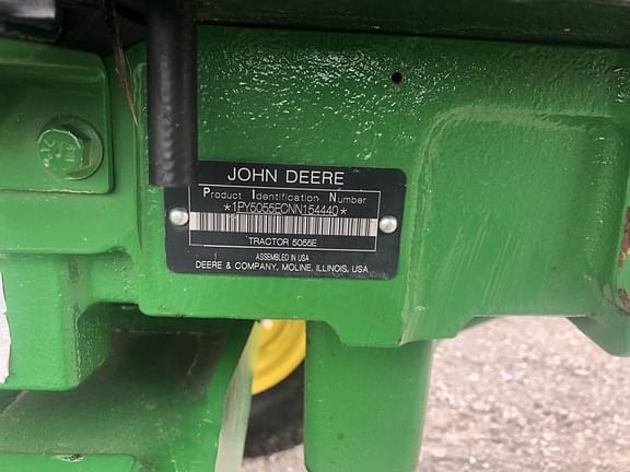 Image of John Deere 5055E equipment image 4