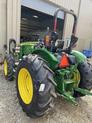 Image of John Deere 5055E equipment image 2
