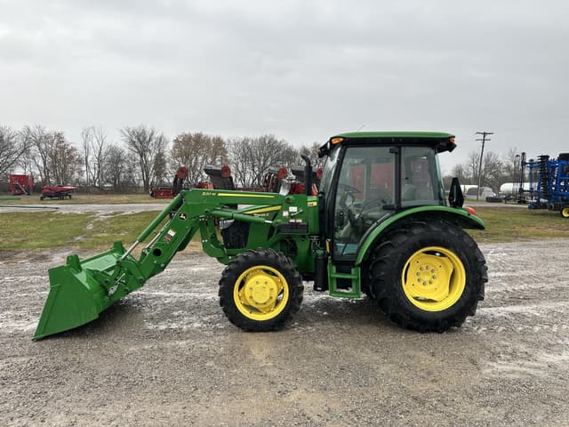 Image of John Deere 5055E equipment image 1