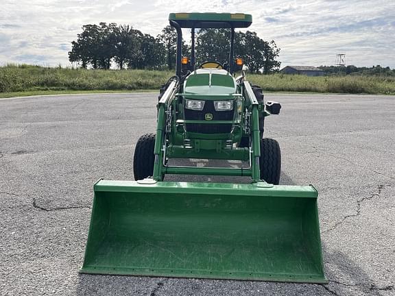 Image of John Deere 5055E equipment image 3