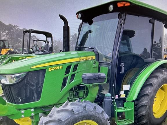 Image of John Deere 5055E equipment image 1