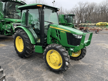 Main image John Deere 5055E
