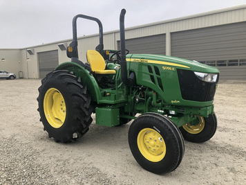 Main image John Deere 5055E