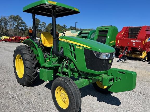 Image of John Deere 5055E Primary image