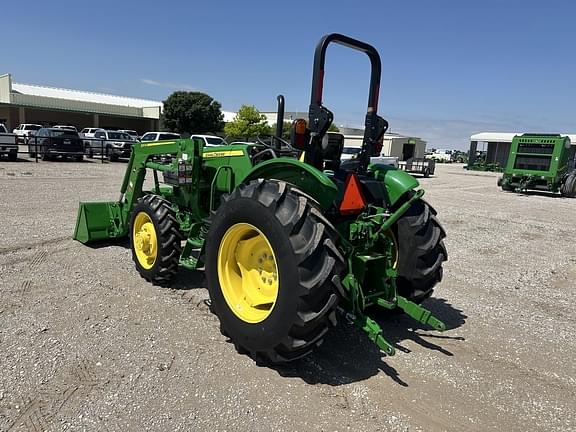 Image of John Deere 5055E equipment image 2