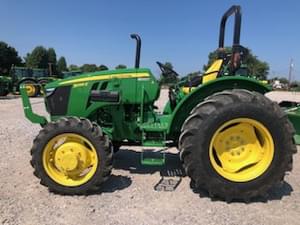 2022 John Deere 5055E Image
