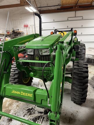 Main image John Deere 5055E