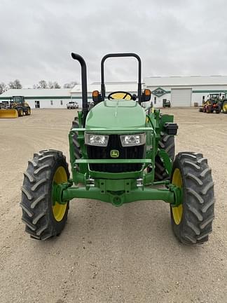 Image of John Deere 5055E equipment image 1