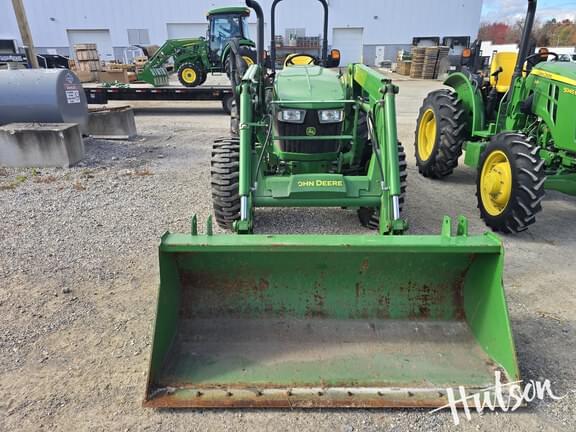 Image of John Deere 5055E equipment image 2
