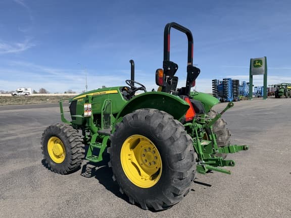 Image of John Deere 5055E equipment image 2
