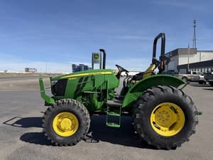 2022 John Deere 5055E Image
