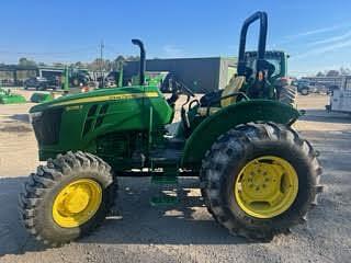 Image of John Deere 5055E equipment image 2