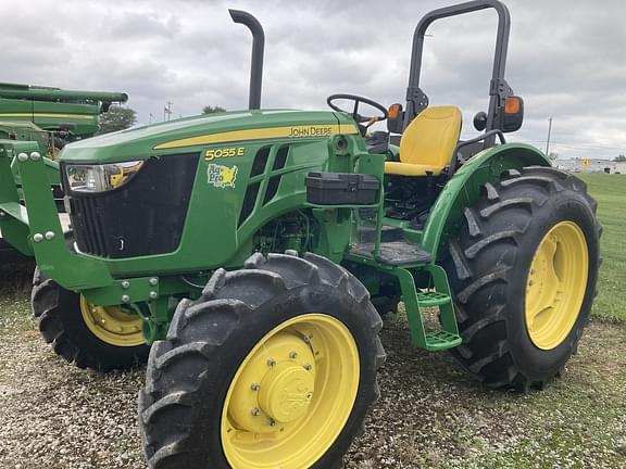 Image of John Deere 5055E equipment image 1