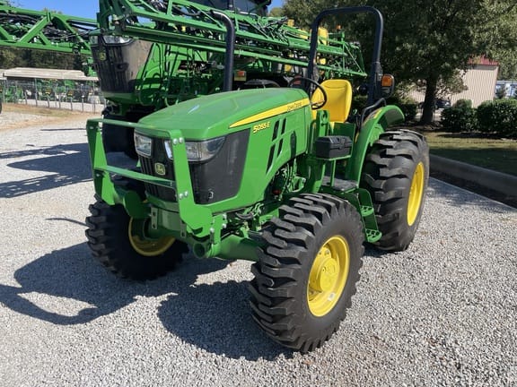 Main image John Deere 5055E