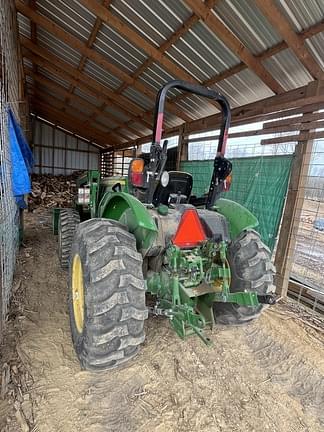 Image of John Deere 5055E equipment image 3