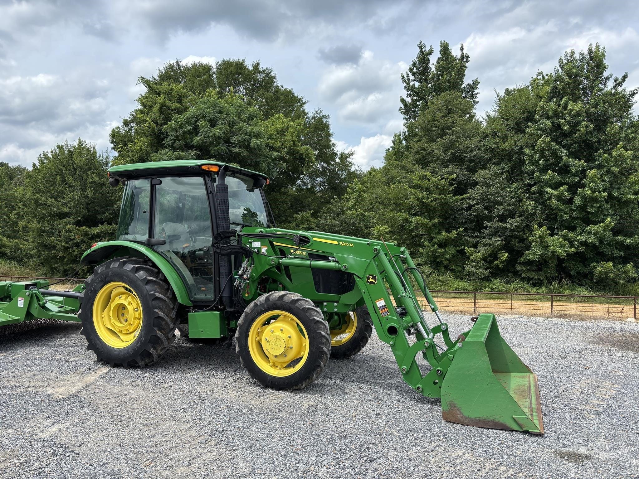 Main image John Deere 5055E
