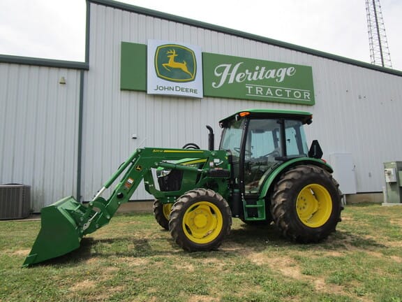 Main image John Deere 5055E