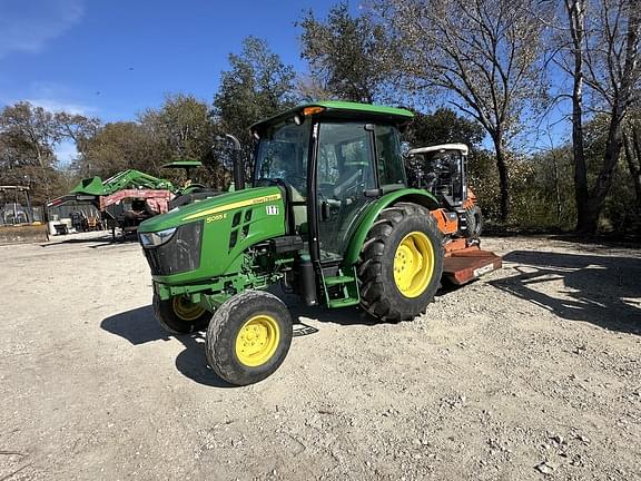 Image of John Deere 5055E Primary image