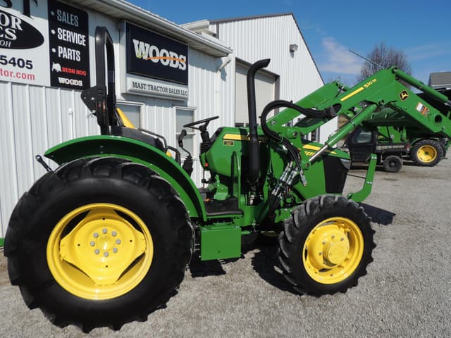 Image of John Deere 5055E equipment image 4