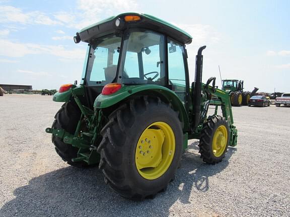 Image of John Deere 5055E equipment image 4