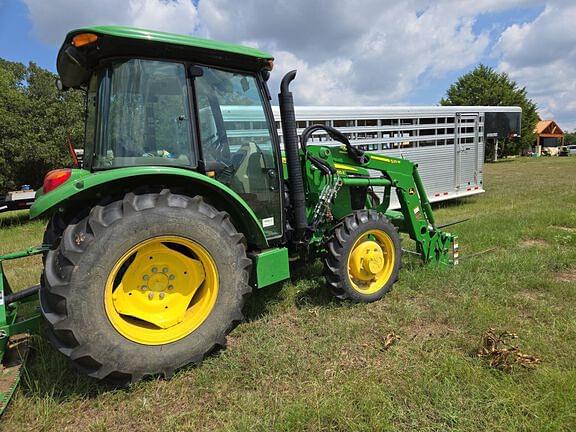 Image of John Deere 5055E equipment image 2