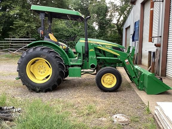 Image of John Deere 5055E equipment image 2
