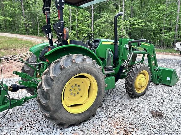 Image of John Deere 5055E equipment image 2