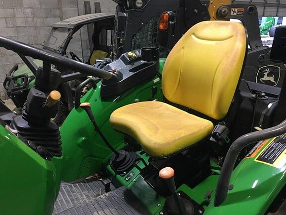 Image of John Deere 5055E equipment image 2