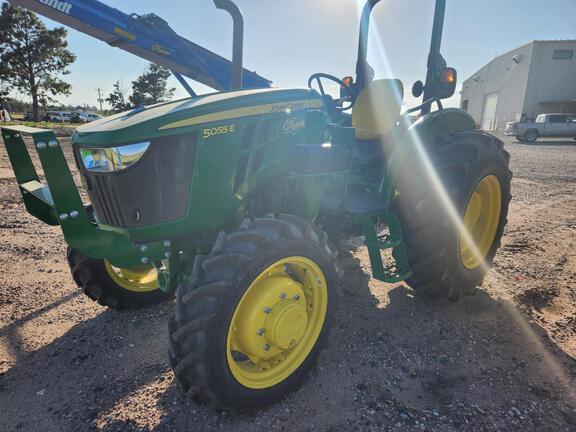 Image of John Deere 5055E equipment image 1