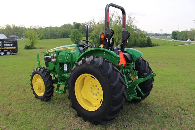 Image of John Deere 5055E equipment image 2