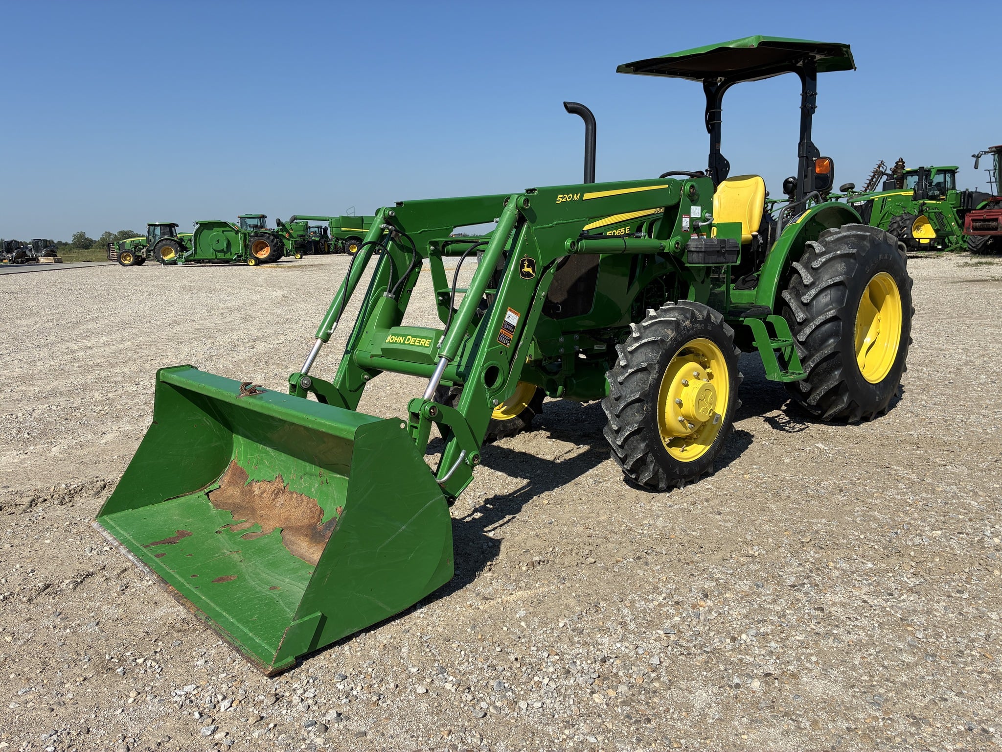 2022 John Deere 5065E Equipment Image0