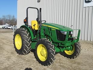 Main image John Deere 5065E 4