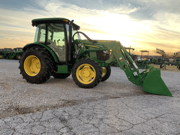 Main image John Deere 5065E