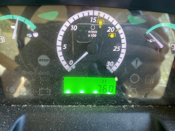 Image of John Deere 5065E equipment image 2