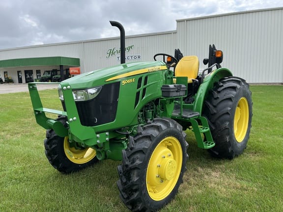 2022 John Deere 5065E Equipment Image0