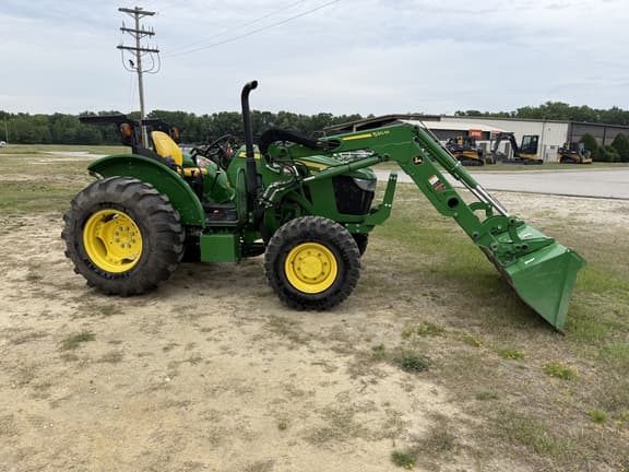 Image of John Deere 5065E equipment image 4