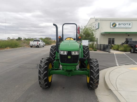 Image of John Deere 5065E equipment image 2