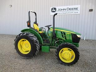 Main image John Deere 5065E 0