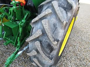 Main image John Deere 5065E 16