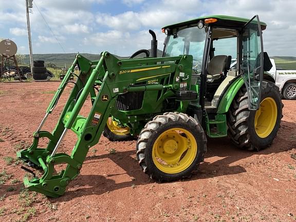 Image of John Deere 5065E equipment image 1