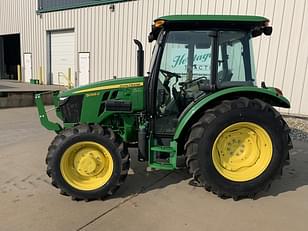 Main image John Deere 5065E 1