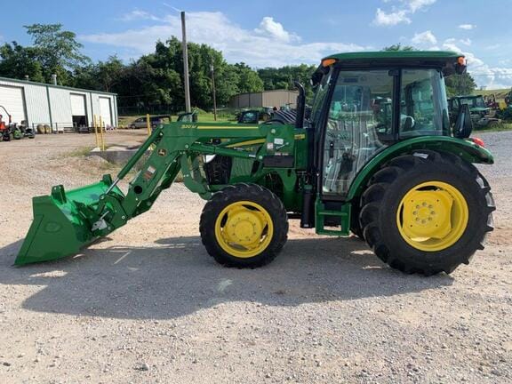 Main image John Deere 5065E