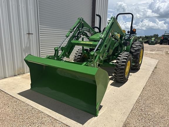 Image of John Deere 5065E equipment image 3